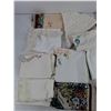 Image 2 : Assorted Linens