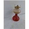Image 3 : Vintage Oil Lamp in  "White Flame" Style-no Chimney