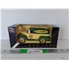 Image 1 : Co-op 1948 Ford Die Cast Collector Bank- NIB