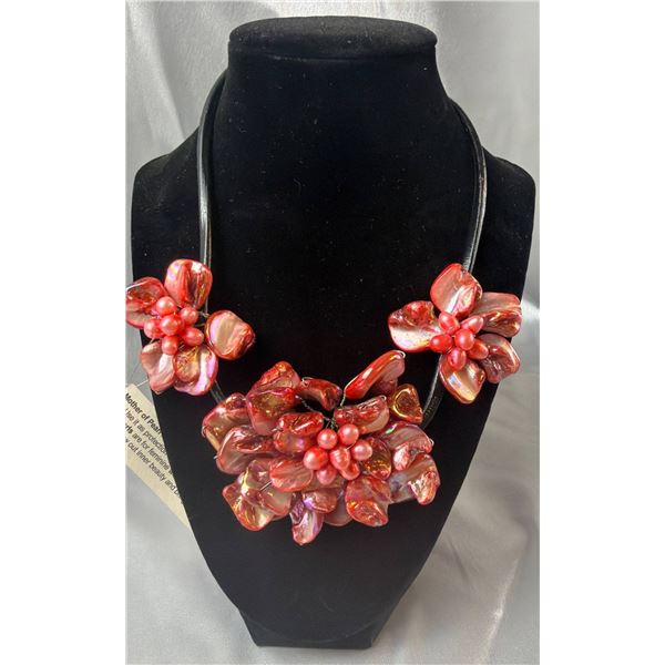 Red Hand-Crafted Mother of Pearl Floral Necklace