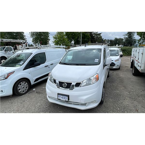 2016 NISSAN NV200 SV, 4DR CARGO VAN, WHITE, VIN 3N6CM0KN2GK691137,