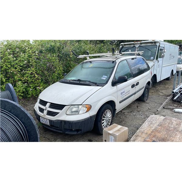 2006 DODGE CARAVAN C/V, 4DR CARGO VAN, WHITE, VIN 1D4GP21R56B729713,