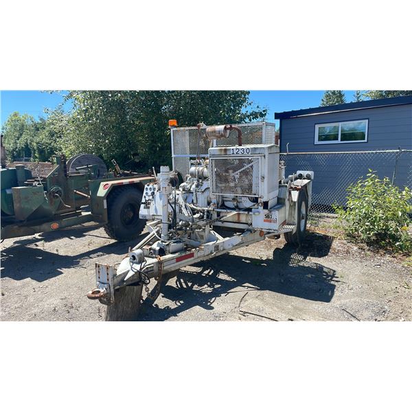HOGG & DAVIS WHITE SINGLE AXLE COMMERCIAL LINE EQUIPMENT TRAILER WITH PINTLE HITCH, PNEUMATIC