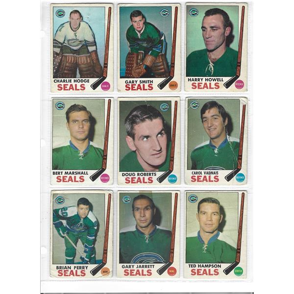 Lot of 9 1969-70 O-Pee-Chee NHL Hockey cards
