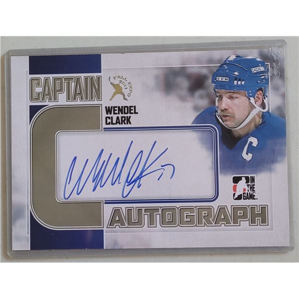 Wendel Clark 2017 ITG Toronto Fall Expo Captain C Autograph 5 x 7 card