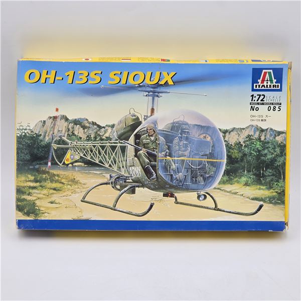 Italeri Helicopter Model Kit