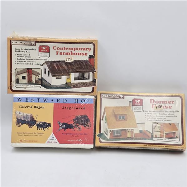 Lot of 3 Town Model Kits