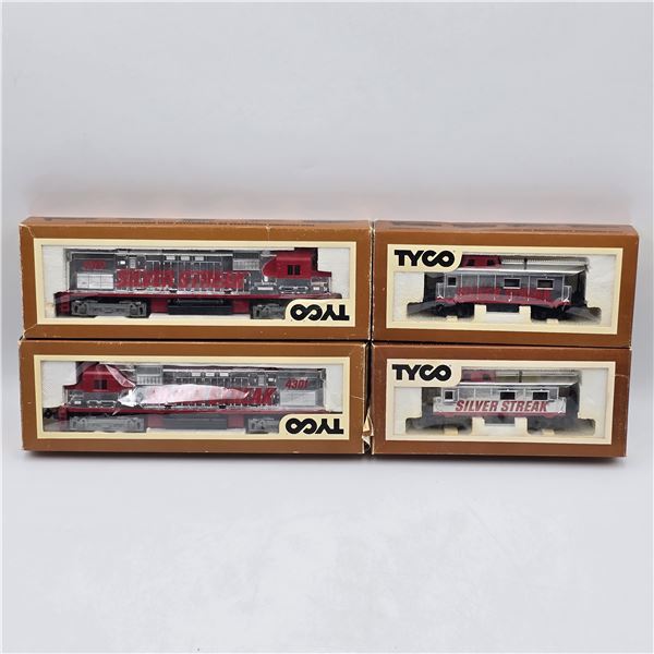 Lot of 4 Silver Streak Tyco Trains