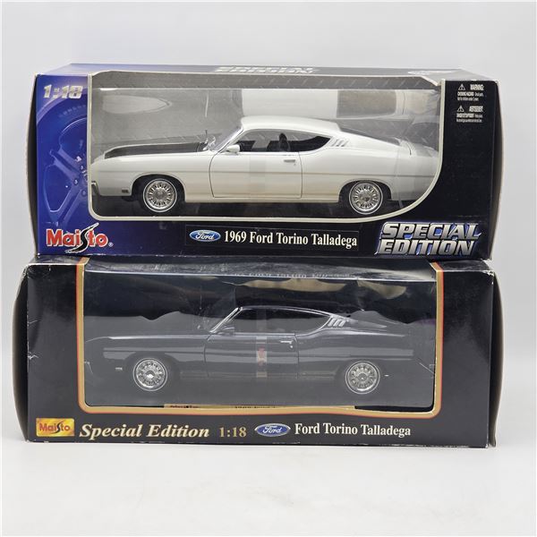 Pair of 1:18 Scale Maisto Diecast Models