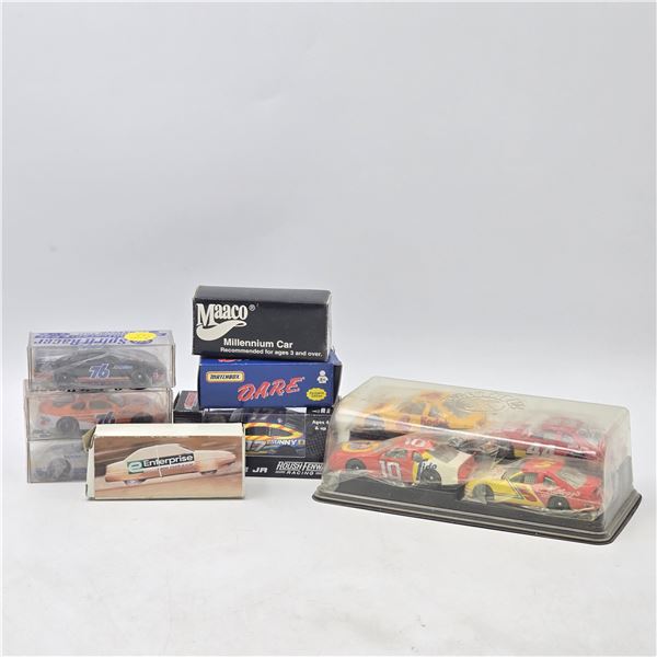 Lot of 6 Mixed Diecast Models Assorted Brands