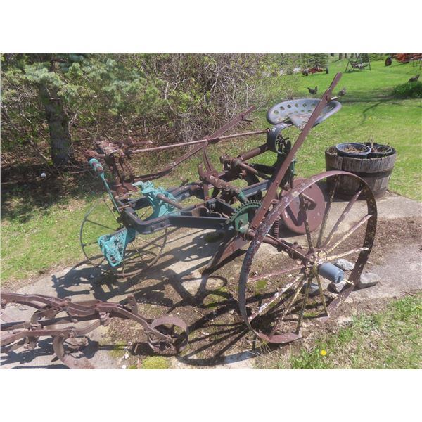 Single Sulky Plow with Steel Wheel