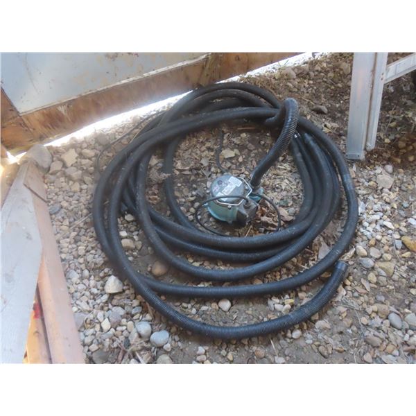 Submersible Pump with Hose