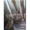 Image 5 : Yard Tools: Rakes, Hoe, Spades and Tomato Cages