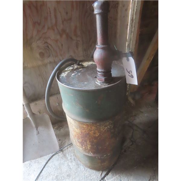 Barrel Pump with Hose and 25-Gallon Tank