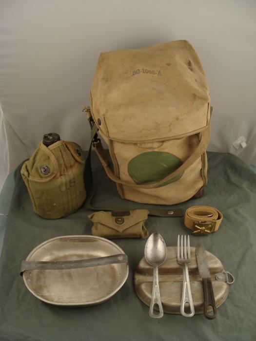 GREAT ORIGINAL WWII GI LOTMESS KIT W/UTENSILSMEDICAL