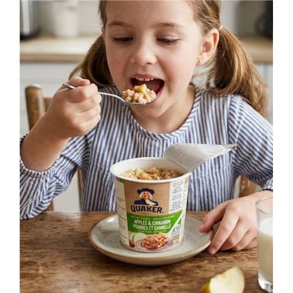 Lot of 12 x 43g Quaker Apples & Cinnamon Instant Oatmeal Cups