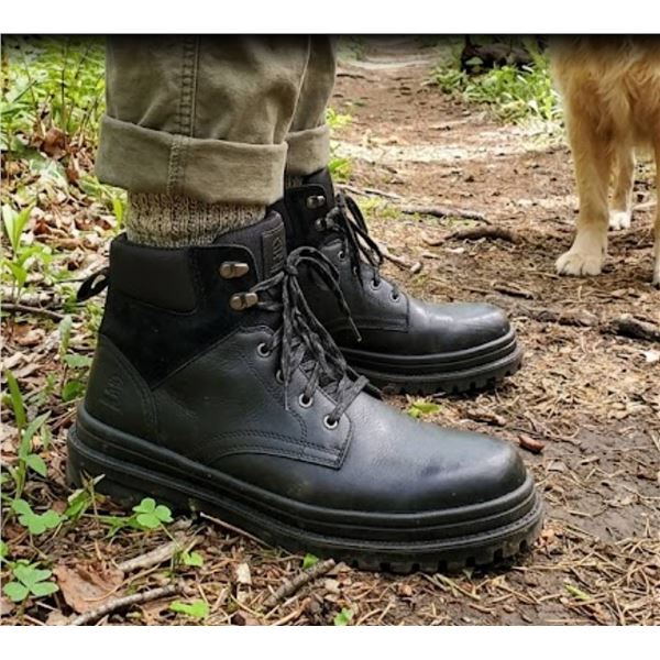 Green Trail Black Boots Size 11