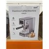 Image 2 : Espresso Coffee Machine EM625