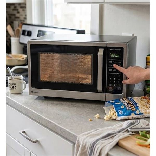Toshiba 1.4 Cu. Ft. Microwave Oven