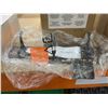 Image 3 : 2 Amazon Basics Wall Coat Racks