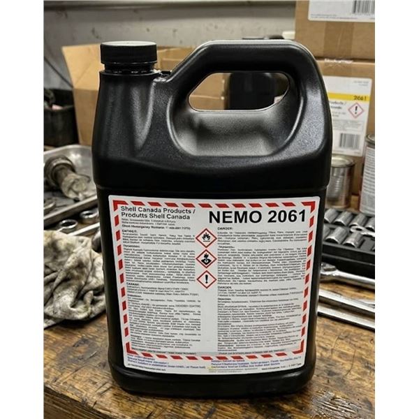 Lot of 3 Shell Nemo 2061, 4L Containers