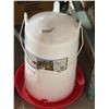 Image 2 : 5 Gallon Poultry & Game Bird Waterer