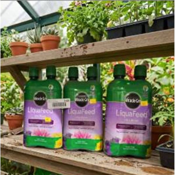 2 Packs Miracle-Gro LiquaFeed Ultra Bloom