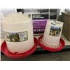 Image 2 : Farm-Tuff Poultry Waterer and Feeder Set