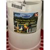Image 4 : Farm-Tuff Poultry Waterer and Feeder Set