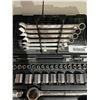 Image 2 : Husky Socket and Wrench Set