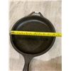 Image 11 : Lodge 11 inch Cast Iron Pan