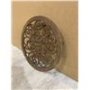 Image 4 : Rustic Cast Iron Plant Caddie