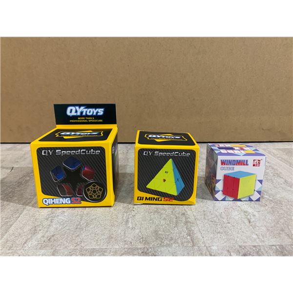 3 Piece Speed Cube Set - Puzzle Toy For Kids