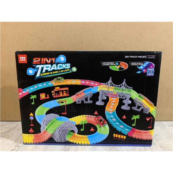 Toy Master - 2in1 Tracks - Glow in The Dark & LED Lit