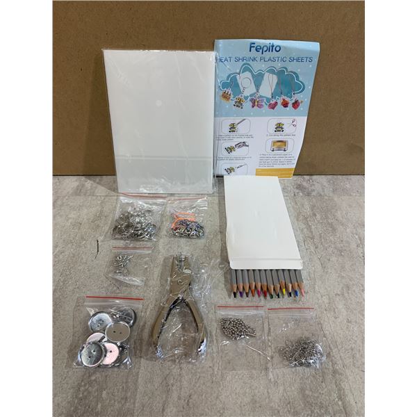 FEPITO 203 Pcs - Heat Shrink Plastic Sheet Kit - Keychain / Charm Making