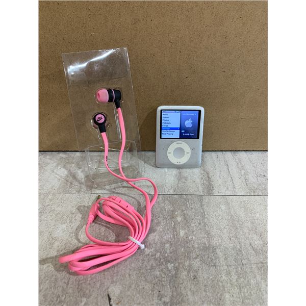 4 GB Apple iPod