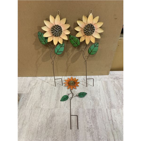 Lot of 3 Decorative Sunflower Garden Stakes