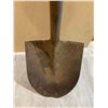 Image 2 : Wooden Handled Spade Shovel