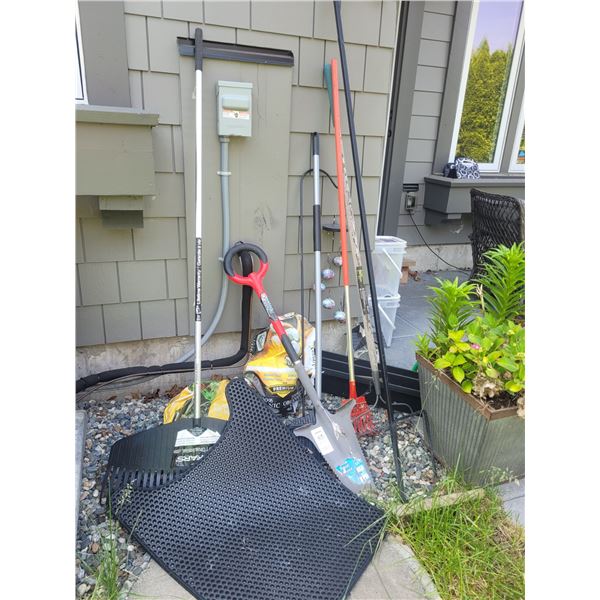 Gardening Supplies C