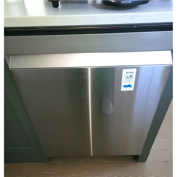 Samsung Smart Thing Storm Wash Dishwasher C