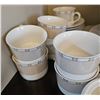 Image 2 : Studio Nova Luxe Abbey Lane Dinnerware Set, 40+ Pieces