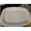 Image 4 : Ceramic and Glass Dinnerware Plates and Platters