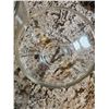 Image 6 : Clear Glass Bowls and Serving Pieces