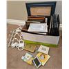 Image 1 : Picture Frames and Wall Hooks Collection