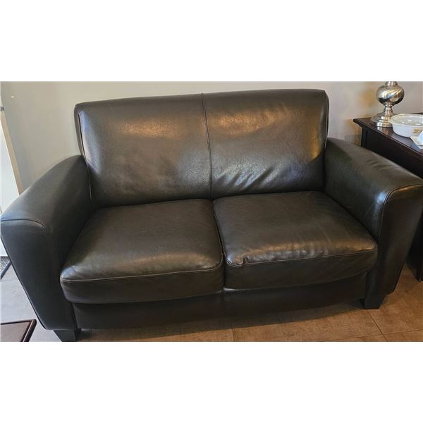 Natuzzi Italian Leather Two-Seater Sofa in Black