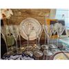 Image 4 : Decorative Glassware, Ceramics, and Décor Items