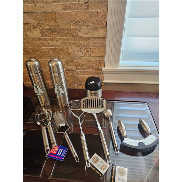 Stainless Steel Kitchen Gadgets and Accessories