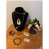 Image 1 : Fashion Jewelry: Necklaces, Bracelets, and Earrings