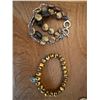 Image 4 : Fashion Jewelry: Necklaces, Bracelets, and Earrings
