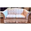 Image 4 : Two-Piece Sofa and Loveseat Set with Pastel Patterned Upholstery